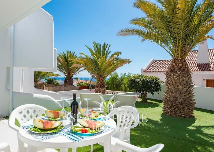 Seaviews Garden With Palms In Club Sc171 *
