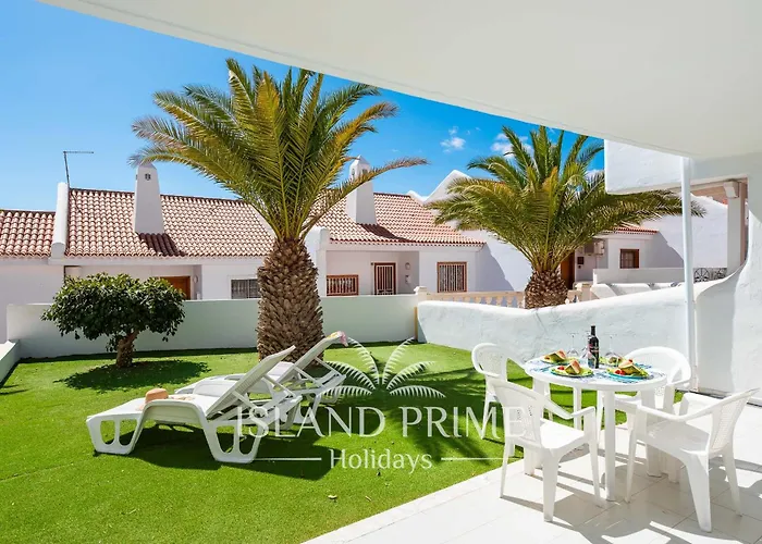 Seaviews Garden With Palms In Club Sc171 * San Miguel de Abona