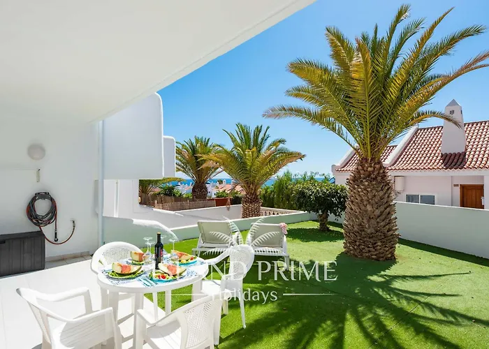Seaviews Garden With Palms In Club Sc171 * San Miguel de Abona